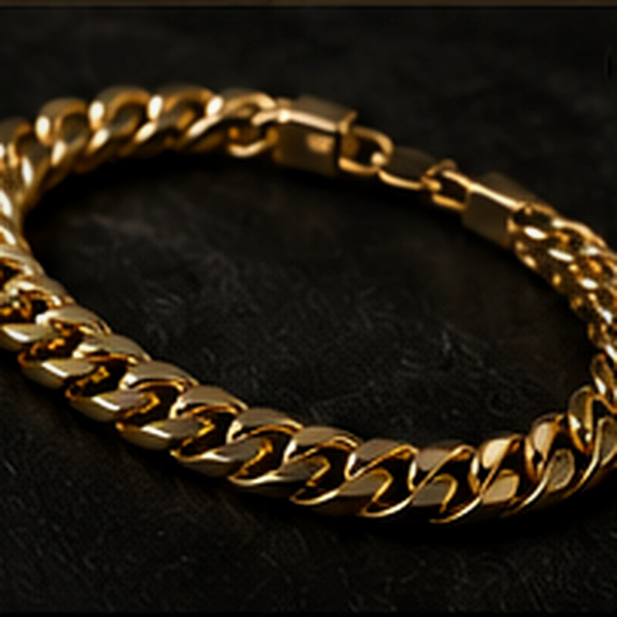 Set de Pulseras Cuban — fotografía editorial Aureo District