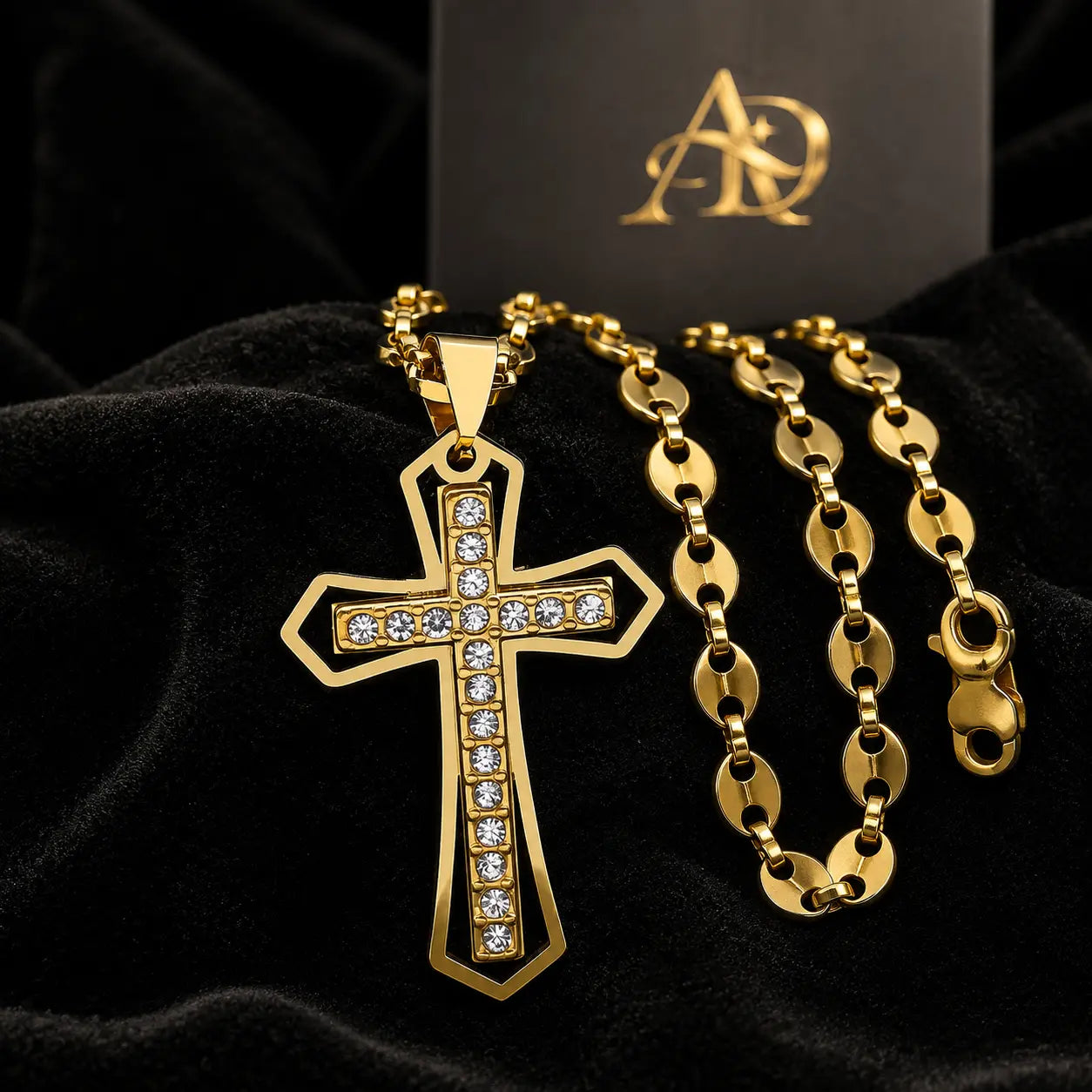 Colgante Crucifijo Aureo — Acero Inoxidable — Modelo C · Coffee · Dorado